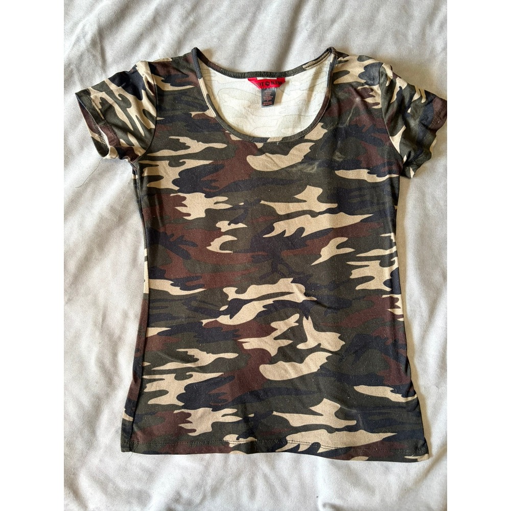 Hot Kiss Camo Short Sleeve Scoop Neck T-Shirt Woodland Camouflage SJT2374 Medium